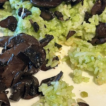 Pismo's Coastal Grill - Cilantro rice and sautéd mushrooms - Seafood Near Me - Fresno, California Pismo's Coastal Grill - Cilantro rice and sautéd mushrooms - Seafood Near Me - Fresno, California