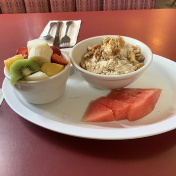 Cosmos Restaurant - Healthy Breakfast. - New American Near Me - Salisbury, Massachusetts