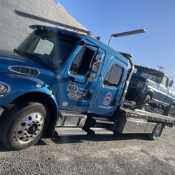 Greg's Hula Towing