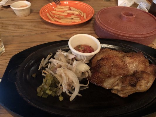 ゼスト キャンティーナ G Zone 銀座 24 Photos Steakhouses 銀座1 2 3 有楽町駅 中央区 東京都 Japan Restaurant Reviews Phone Number Yelp