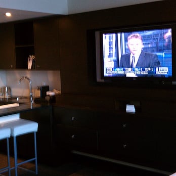 Hyatt Regency Toronto - Another view of the living room and bar section of the suite. - Hotels Near Me - Toronto, Ontario