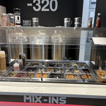 Mixter Nitrogen Creamery + Coffee - Mix-Ins - Ice Cream & Frozen Yogurt Near Me - Jacksonville, Florida