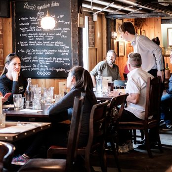 Oak Inn - Pubs Near Me - Lyndhurst, HAM Oak Inn - Pubs Near Me - Lyndhurst, HAM