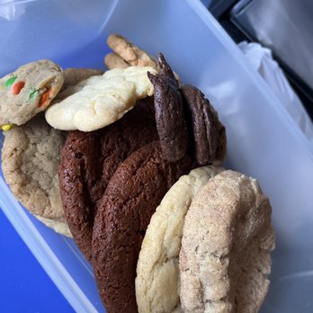Nox Cookie Bar - Peanut butter, sugar, black, velvet, sprinkles, all delicious - Desserts Near Me - Campbell, California Nox Cookie Bar - Peanut butter, sugar, black, velvet, sprinkles, all delicious - Desserts Near Me - Campbell, California