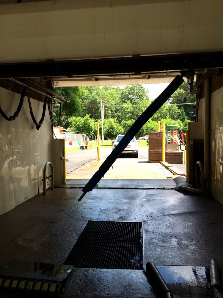 CAR WASH BY THE BAY Updated June 2024 925 N McCord Rd, Toledo, Ohio