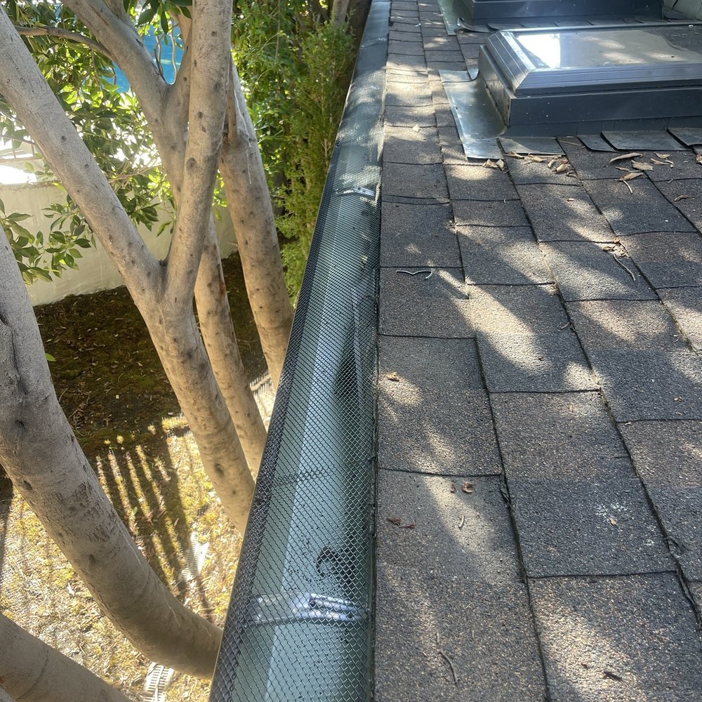 Supreme Seamless Rain Gutter Systems - Gutters with leaf guards - Gutter Services Near Me Supreme Seamless Rain Gutter Systems - Gutters with leaf guards - Gutter Services Near Me