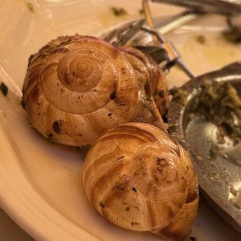 Chéri Rooftop - Escargot - Lounges Near Me - Las Vegas, Nevada Chéri Rooftop - Escargot - Lounges Near Me - Las Vegas, Nevada