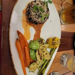 Puerto San Pedro - Crusted tuna