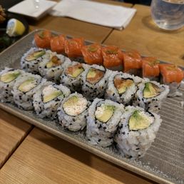 Salmon Avocado Roll