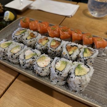 Kuma Sushi + Sake - Tango Salmon Avocado Roll California Roll - Sushi Bars Near Me - San Francisco, California