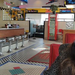 Maid-Rite - I love the motif