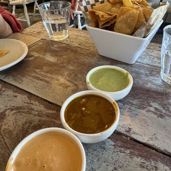 Zona Rosa - Salsa trio - Mexican Near Me - San Jose, California