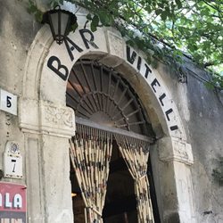 Bar Vitelli