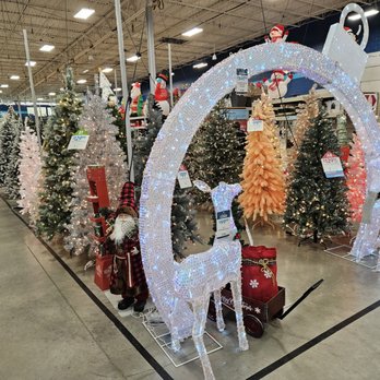 At Home - Furniture Stores Near Me - Columbus, Ohio