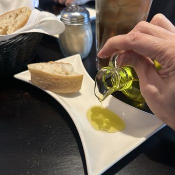 Pan D'olive - Olive oil and bread - Italian Near Me - St Louis, Missouri Pan D'olive - Olive oil and bread - Italian Near Me - St Louis, Missouri