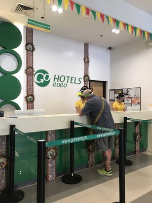 Go Hotels Iloilo by null