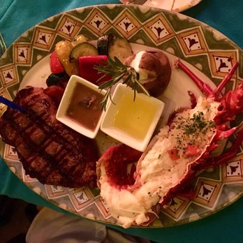 Edith's - Surf n turf combo - Mexican Near Me - Cabo San Lucas, BCS Edith's - Surf n turf combo - Mexican Near Me - Cabo San Lucas, BCS
