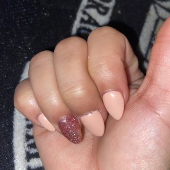 Le Nails & Spa - Not shaped correctly and not even painted correctly - Nail Salons Near Me - Pflugerville, Texas