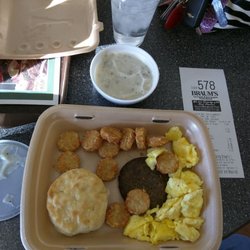 Braum's - Big Country Breakfast with gravy