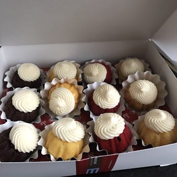 Nothing Bundt Cakes - yummy - Bakeries Near Me - Deerfield, Illinois