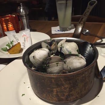 Bluewater Grill - Clams and mussels in white wine and garlic sauce. - Seafood Near Me - Temecula, California Bluewater Grill - Clams and mussels in white wine and garlic sauce. - Seafood Near Me - Temecula, California