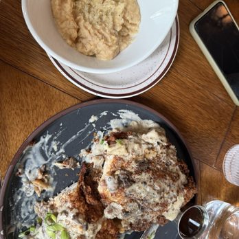 Common Restaurant  - Chicken & waffles  and grits! - Cocktail Bars Near Me - Savannah, Georgia
