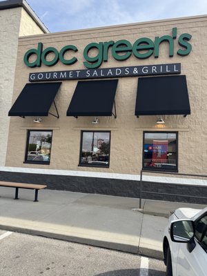 Doc Green's Salads and Grill by null