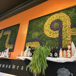 Commonwealth Turlock - Beautiful artwork on the wall