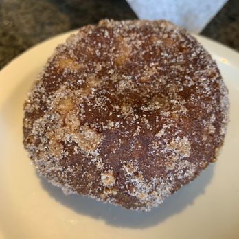 Liliha Bakery - Apple malasada - Bakeries Near Me - Honolulu, Hawaii Liliha Bakery - Apple malasada - Bakeries Near Me - Honolulu, Hawaii