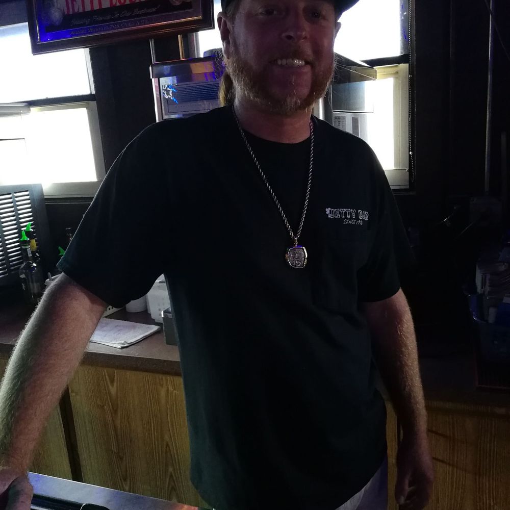 Jetty Lounge - Jetty Lounge's friendliest bartender - Bars Near Me - Fort Pierce, Florida