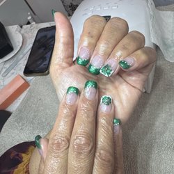 FM Nails - Staint Patrick Nails