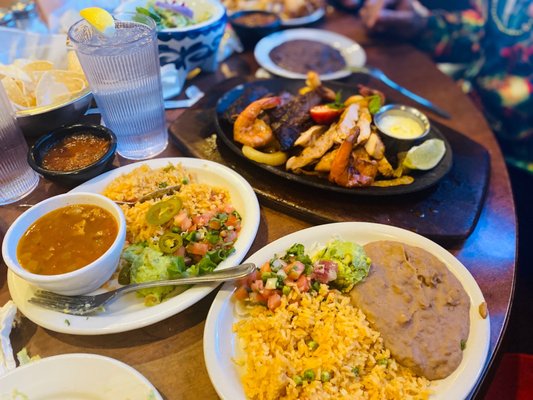 Mamacita's by null