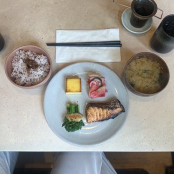 Okonomi - standard set - ichiju sansai salmon - Japanese Near Me - Brooklyn, New York