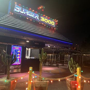 Burger 3000 - Entrance - Burgers Near Me - Chatsworth, California