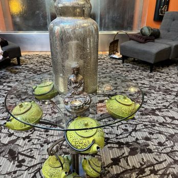 SenSpa - Table with a tea kettle stand - Massage Near Me - San Francisco, California SenSpa - Table with a tea kettle stand - Massage Near Me - San Francisco, California