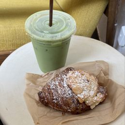 Almond Croissant