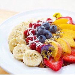 GreenHut Whole Foods Eatery - We work with some fantastic produce vendors to bring you dishes crafted with the best ingredients we can get our hands on.