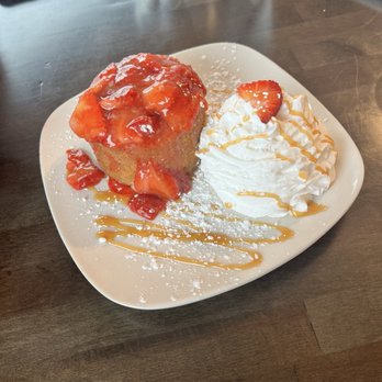 Cafe DeVille - Brown butter cake - Burgers Near Me - Nipomo, California