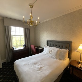 Hawthorne Hotel - Room 601 - Hotels Near Me - Salem, Massachusetts