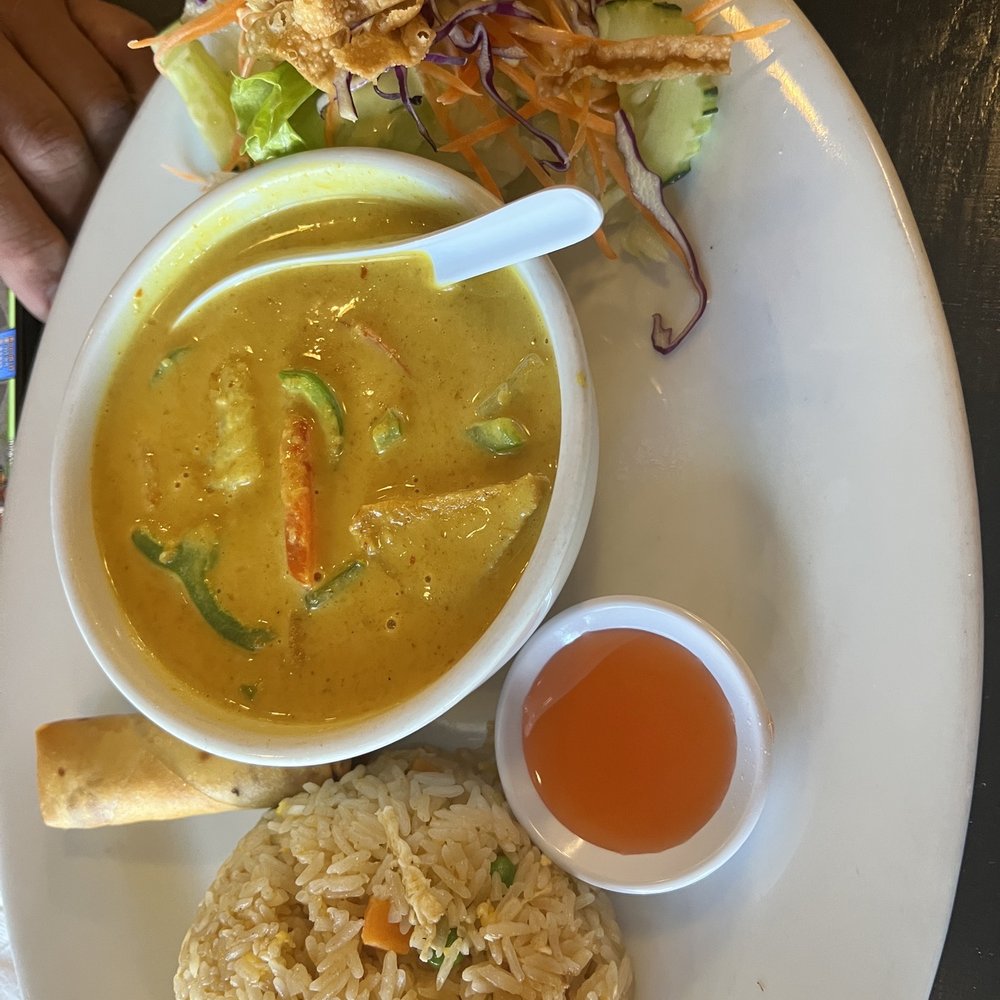 Jasmine Thai Noodle N BBQ - L1. Curry Lunch - Thai Near Me - Valencia, California Jasmine Thai Noodle N BBQ - L1. Curry Lunch - Thai Near Me - Valencia, California