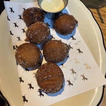 White Dog Cafe - Chester Springs - Warm Donuts - New American Near Me - Exton, Pennsylvania White Dog Cafe - Chester Springs - Warm Donuts - New American Near Me - Exton, Pennsylvania