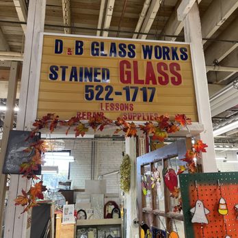 D & B Glass Works - Glass & Mirrors Near Me - Elkhart, Indiana D & B Glass Works - Glass & Mirrors Near Me - Elkhart, Indiana