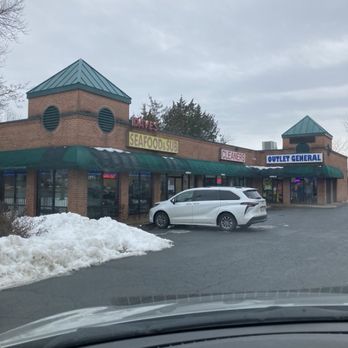 Dave's Seafood & Subs - Sandwiches Near Me - Chantilly, Virginia