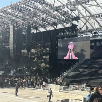 BMO Stadium - Spiritbox performing (okay seriously recommend checking out this band! They are sooo good!) - Stadiums & Arenas Near Me - Los Angeles, California