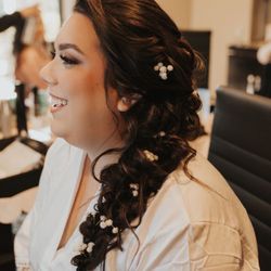 Nathaly Morago Makeup Artist - Makeup and hair