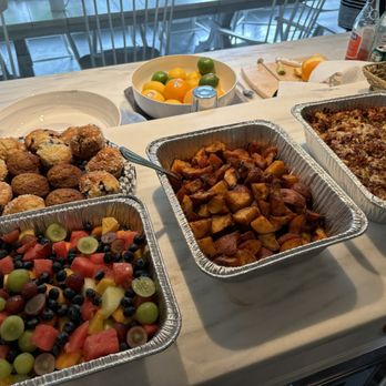Chatham Filling Station - Muffins, fresh fruit salad, bacon strata & home fried - Breakfast & Brunch Near Me - Chatham, Massachusetts