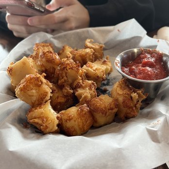 Bix - Cheese curds - Sports Bars Near Me - West Des Moines, Iowa Bix - Cheese curds - Sports Bars Near Me - West Des Moines, Iowa
