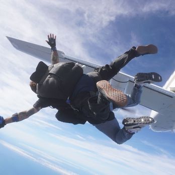 Skydive Monterey Bay - Skydiving Near Me - Marina, California Skydive Monterey Bay - Skydiving Near Me - Marina, California