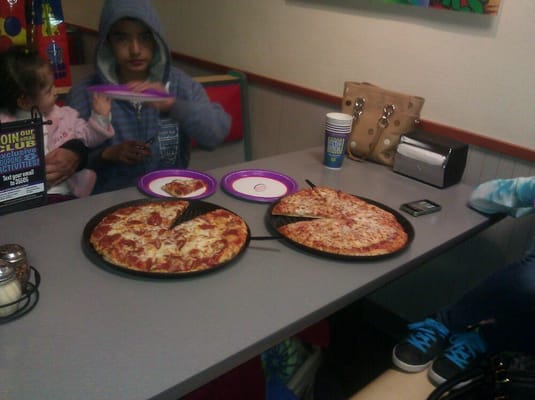 Chuck E. Cheese by null