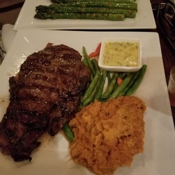 Thom Thom - Bars Near Me - Wantagh, New York Thom Thom - Bars Near Me - Wantagh, New York